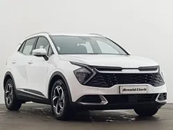 White Used 2025 Kia Sportage 2 SUV | £24,498 (Super price)