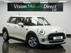 White Used 2019 Mini Cooper Classic Hatchback | £12,480 (Super price)