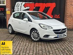 White Used 2015 Vauxhall Corsa Hatchback | £6,999 (Fair price)