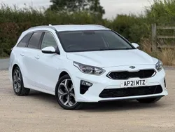 White Used 2021 Kia Ceed Sportswagon 3 Estate | £7,999 (Good price)