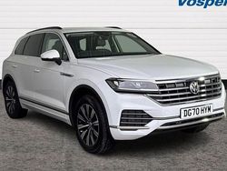 White Used 2020 VW Touareg SEL SUV | £26,995 (Good price)