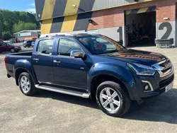 Blue Used 2017 Isuzu Pick up Pickup | £16,620 (Fair price)