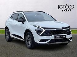 White Used 2025 Kia Sportage 2 SUV | £32,945 (Fair price)