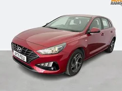 Red Used 2021 Hyundai i30 SE Hatchback | £13,895 (Fair price)