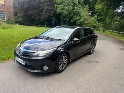 Black Used 2014 Toyota Avensis Estate | £4,950 (Fair price)