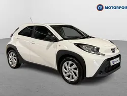 White Used 2023 Toyota Aygo PURE Hatchback | £10,699 (Fair price)