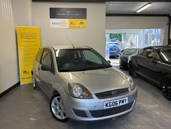 Silver Used 2006 Ford Fiesta Zetec Hatchback | £500 (Good price)