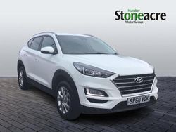 White Used 2018 Hyundai Tucson SE SUV | £10,433 (Fair price)