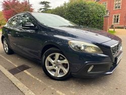 Blue Used 2013 Volvo V40 CC Estate | £9,500 (Fair price)