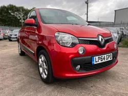 Red Used 2015 Renault Twingo Dynamique Hatchback | £3,400 (Good price)