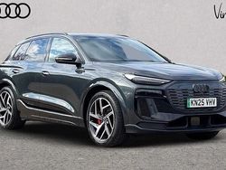 Grey Used 2025 Audi Q6 e-tron Sport SUV | £53,598 (Super price)