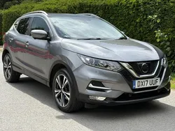 Grey Used 2017 Nissan Qashqai N-Connecta SUV | £7,900 (Fair price)