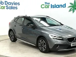Used 2019 Volvo V40 CC Estate | £10,850 (Super price)