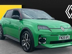 New 2025 Renault R5 Urban Hatchback | £23,455 (Good price)
