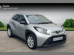 Silver Used 2022 Toyota Aygo X PURE SUV | £14,136