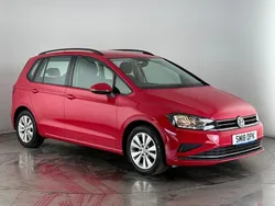 Red Used 2018 VW Golf Sportsvan SE MPV | £12,300 (Fair price)