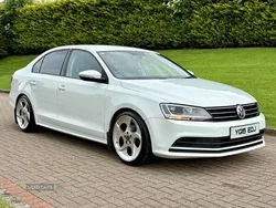 White Used 2015 VW Jetta SE Sedan | £7,750 (A bit pricey)