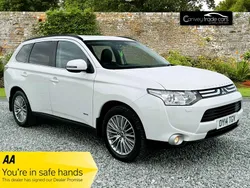 White Used 2014 Mitsubishi Outlander SUV | £8,495 (Fair price)