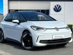 White New 2025 VW ID.3 Pro Hatchback | £28,989 (Super price)