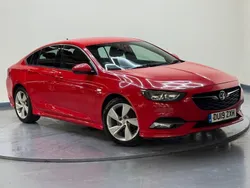 Red Used 2019 Vauxhall Insignia SRi Hatchback | £6,295 (Fair price)