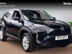 Used 2025 Toyota Yaris Hybrid Estate | £17,448 (Super price)
