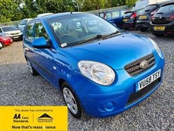 Blue Used 2008 Kia Picanto Hatchback | £1,488 (Fair price)