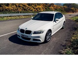 White Used 2011 BMW 318 Sport Line Sedan | £4,490 (Fair price)