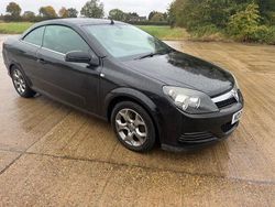 Black Used 2008 Vauxhall Astra Cabriolet Cabriolet | £1,050 (Fair price)