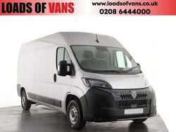 Grey New 2025 Peugeot Boxer Van | £26,490 (Fair price)