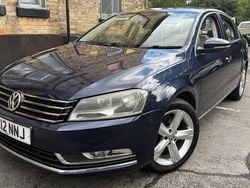 Blue Used 2012 VW Passat SE Sedan | £2,490 (Fair price)