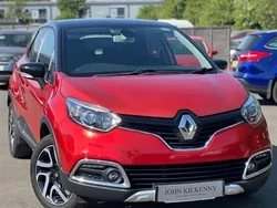 Red Used 2015 Renault Captur Signature SUV | £7,495 (Fair price)