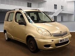 Used 2005 Toyota Yaris T3 Estate | £2,495 (Fair price)