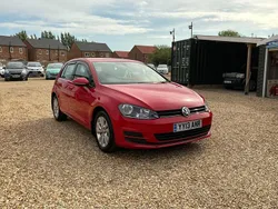 Red Used 2013 VW Golf VII SE Hatchback | £6,795 (Fair price)