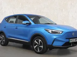 Blue Used 2022 MG ZS SE Sedan | £10,599 (Good price)