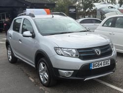 Silver Used 2014 Dacia Sandero Lauréate Hatchback | £2,000 (Fair price)