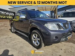 Grey Used 2014 Nissan Navara Tekna Pickup | £5,495 (Fair price)