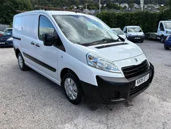 White Used 2015 Peugeot Expert Van | £4,795 (Fair price)