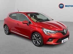 Red Used 2020 Renault Clio V Version S Hatchback | £11,599 (Fair price)