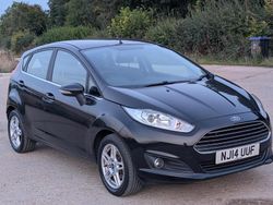 Black Used 2014 Ford Fiesta Zetec Hatchback | £6,395 (Fair price)