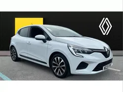 White Used 2021 Renault Clio V Iconic Hatchback | £11,038 (Good price)