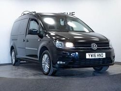 Black Used 2016 VW Caddy Maxi Life Life MPV | £10,995 (Fair price)