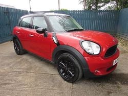 Red Used 2015 Mini Cooper Countryman SUV | £6,995 (Expensive)