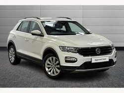 White Used 2018 VW T-Roc SE SUV | £15,195 (Fair price)