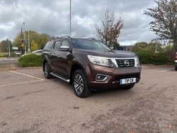 Bronze Used 2017 Nissan Navara Tekna Pickup | £9,800 (Fair price)