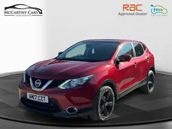 Red Used 2016 Nissan Qashqai N-Connecta SUV | £12,795 (Fair price)