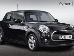 Black Used 2019 Mini ONE Classic Hatchback | £12,500 (A bit pricey)