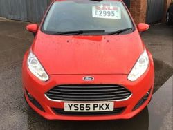 Red Used 2015 Ford Fiesta Zetec Hatchback | £2,995 (Expensive)