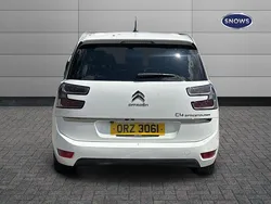 White Used 2018 Citroën C4 SpaceTourer Flair MPV | £10,709 (Fair price)