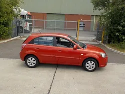 Red Used 2010 Kia Rio Hatchback | £1,395 (Good price)