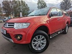 Red Used 2015 Mitsubishi L200 Pickup | £12,995 (Expensive)